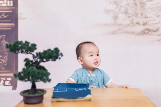 梁山怀孕为啥肚子会长毛